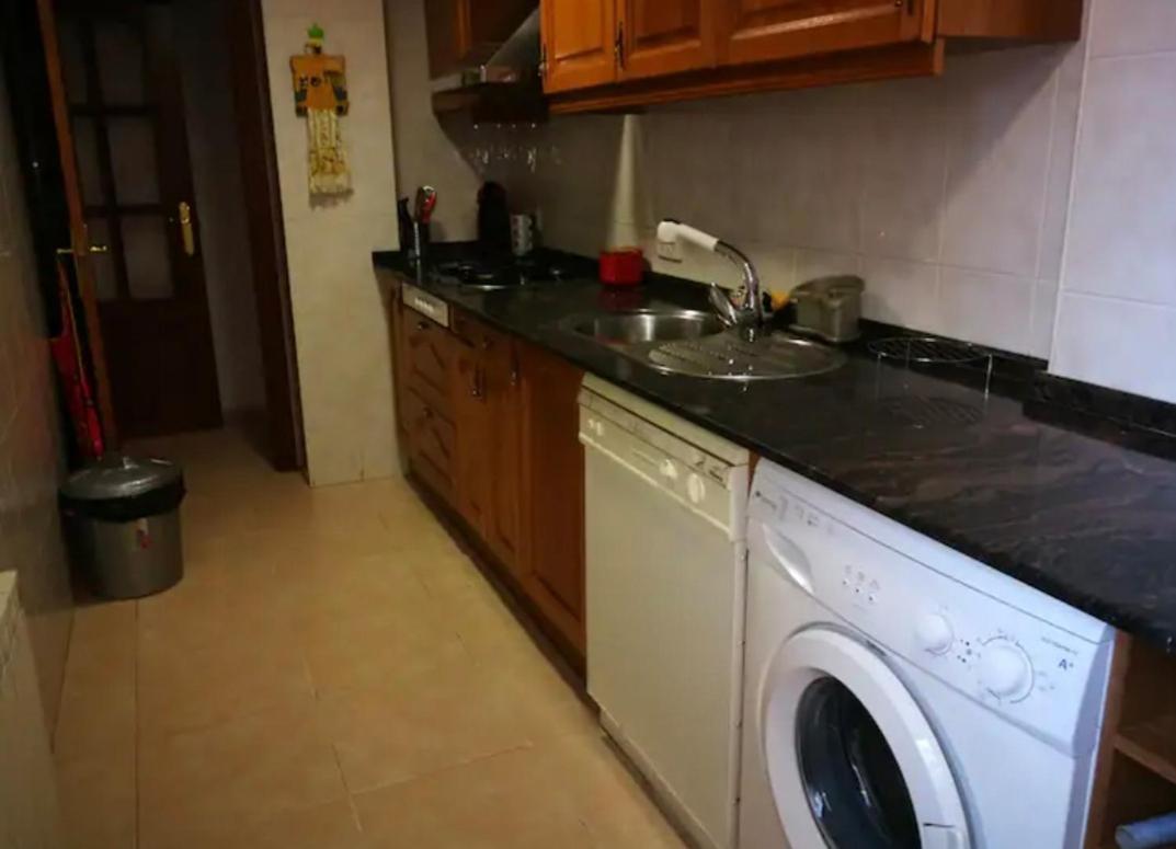 Apartamento En La Zona Turistica De ซาลอว์ ภายนอก รูปภาพ