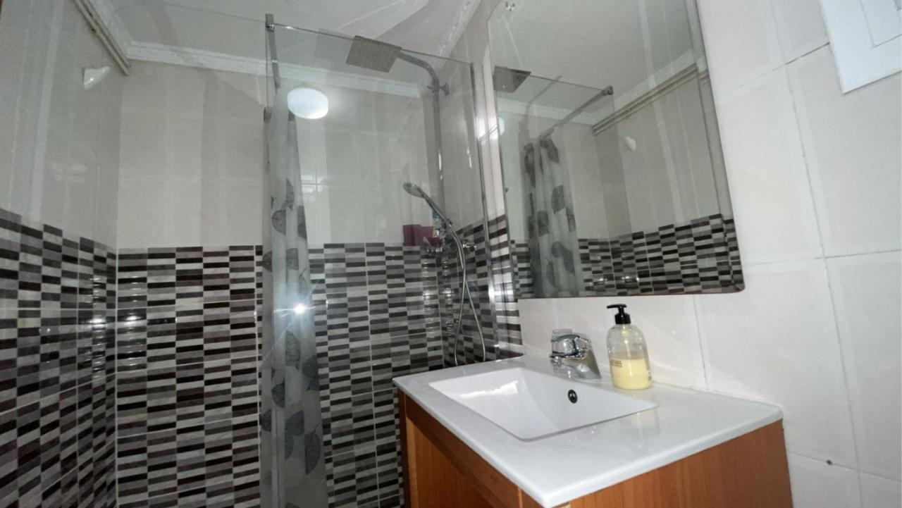 Apartamento En La Zona Turistica De ซาลอว์ ภายนอก รูปภาพ