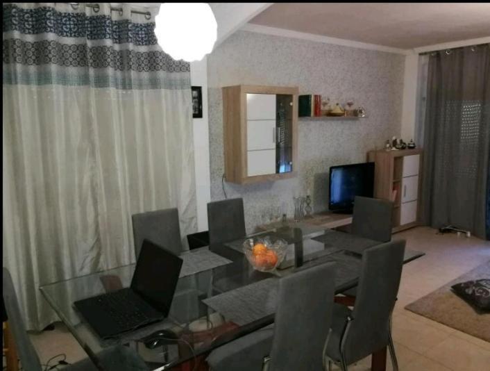Apartamento En La Zona Turistica De ซาลอว์ ภายนอก รูปภาพ